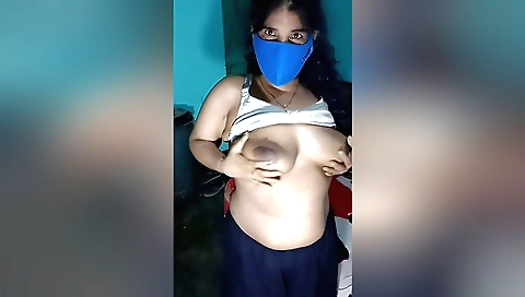 Girlfriend with small tits and curvy body in the backyard
