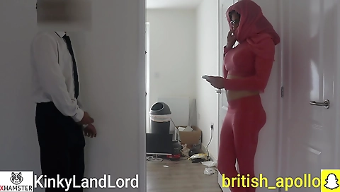 Indian landlord caught masturbating by his hijab yoga tenant