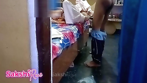 Indian girl is getting pounded in the night in amateur clip