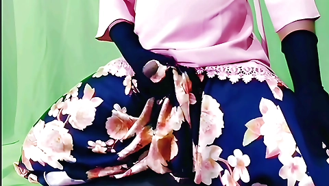 Indian amateur solo video with sexy body and curves