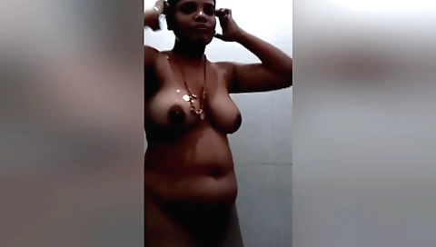 Big tits brunette milf video showing her naked during shower