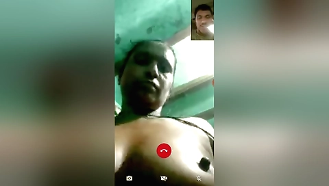 Sexy indian hottie showing her boobies and pussy on webcam