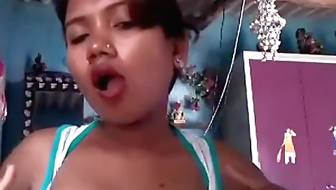 Bhojpuri beauty boob show solo girl in webcam video