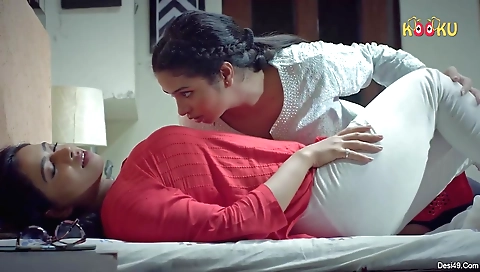 Bhabhi ji and suno 1 are making a hot lesbian movie