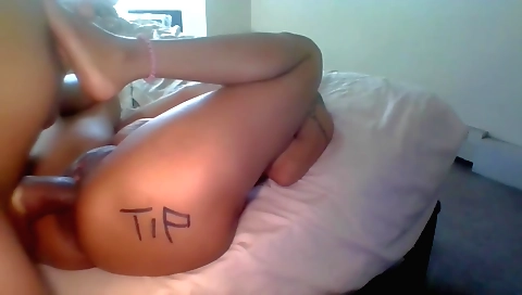 Webcam girl tries to get her husband to masturbate