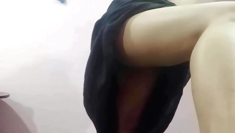 Sexy brunette amateur gets fucked in her crotch video cam