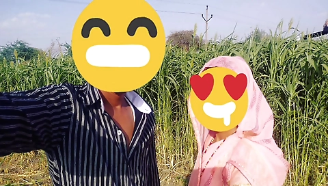 Indian girl with a nice body is playing with her boyfriend