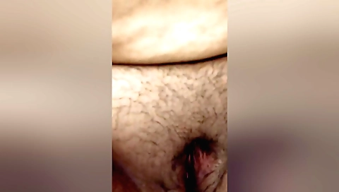 Big ass Indian slut is fucked on her bed in amateur porn video