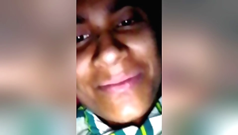 Indian girl with big tits and a sexy body fucked solo