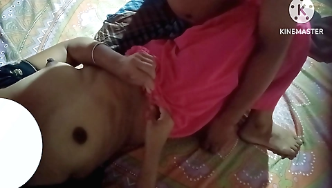 Sexy brunette indian aunt with big ass and a nice pussy