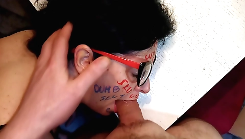 Amature bitch with a nice face is getting fucked face in