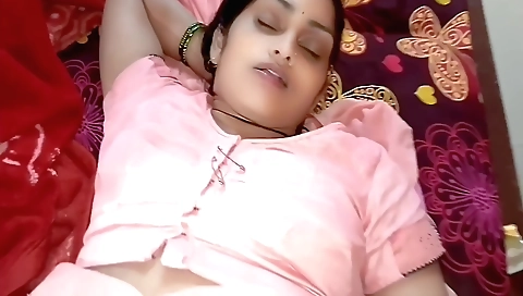 Indian slut with a shaved pussy gets hard after sex 1
