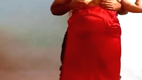 Hot brunette 35+ milf makes her boyfriend 3d video
