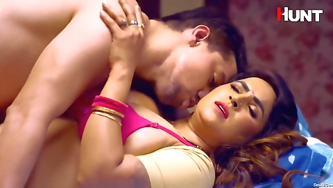 Hottie with big boobs takes off her tunic with big booty to tease him